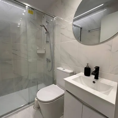 In Guest - 3d- Private With Bathroom Gasthof *